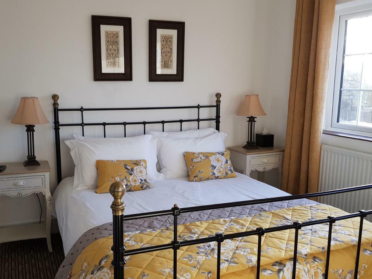 Wisteria Haze Bed & Breakfast Cranfield Bagian luar foto